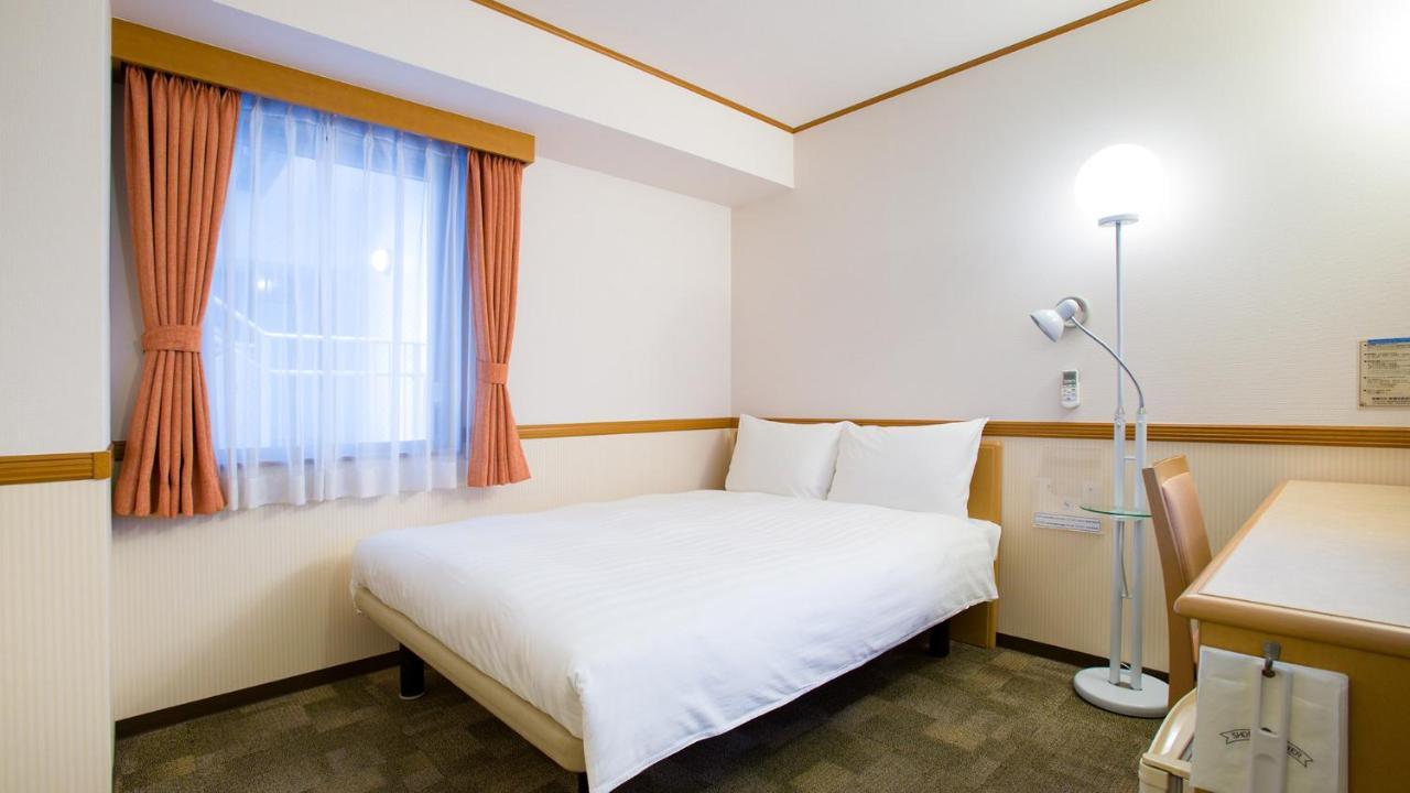Toyoko Inn Tokyo Tozai-Sen Nishi-Kasai Zewnętrze zdjęcie