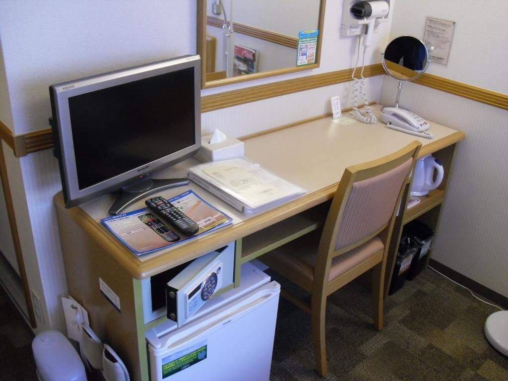 Toyoko Inn Tokyo Tozai-Sen Nishi-Kasai Zewnętrze zdjęcie